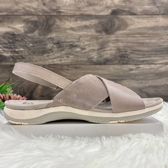 NIB Earth Suzie 9M Leather Woven lightweight Slingback Sandals Taupe - Picture 6 of 12